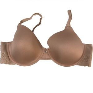 Maidenform tan bra with lace detail